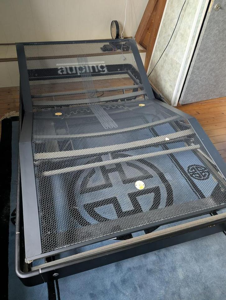 Auping bed met verstelbare spitaalbodem, Huis en Inrichting, Slaapkamer | Bedden, Zo goed als nieuw, Tweepersoons, 120 cm, Hout