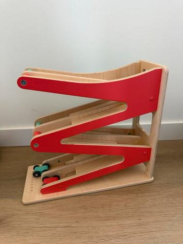Loverey speelgoed uit de Avonturier speelkit 16-17-18m beschikbaar voor biedingen
