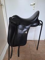 Bates dressage 17.5 inch, Dieren en Toebehoren, Dressuur, ., Ophalen of Verzenden, Zo goed als nieuw