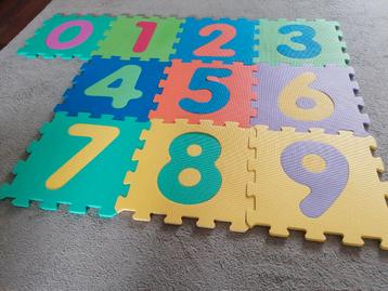 Schuimpuzzels cijfers - 2 sets beschikbaar voor biedingen