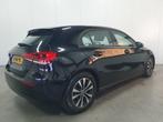 Mercedes-Benz A-Klasse 160 Business Solution DIG.COCKPIT/NAV, Auto's, Mercedes-Benz, Voorwielaandrijving, Stof, Gebruikt, Euro 6