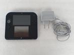 Zwart - blauwe 2DS console met stylus en oplader, Spelcomputers en Games, Spelcomputers | Nintendo 2DS en 3DS, Ophalen of Verzenden