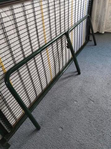 Recamier bed stalen vlakmat +matras beschikbaar voor biedingen