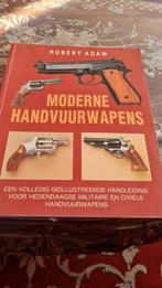 Moderne vuurwapens, Boeken, Encyclopedieën, Ophalen of Verzenden, Zo goed als nieuw