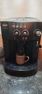 DeLonghi Magnifica Koffiemachine - Goed Onderhouden, Witgoed en Apparatuur, Koffiezetapparaten, Ophalen, Espresso apparaat, Zo goed als nieuw