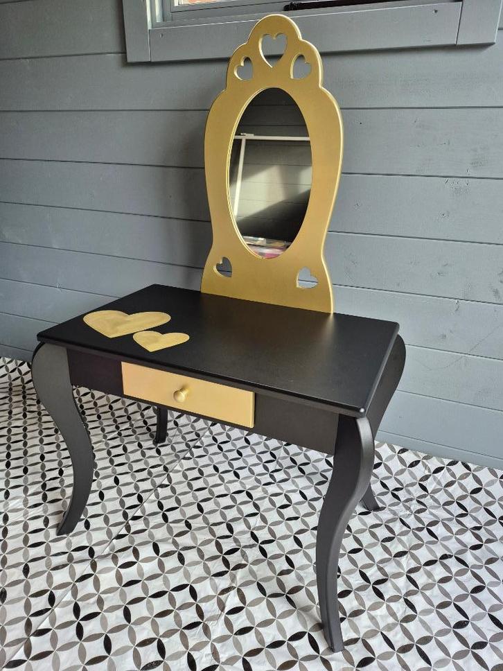 Kaptafel met Hartjes & Spiegel - goud & zwart, Kinderen en Baby's, Kinderkamer | Inrichting en Decoratie, Zo goed als nieuw, Overige typen