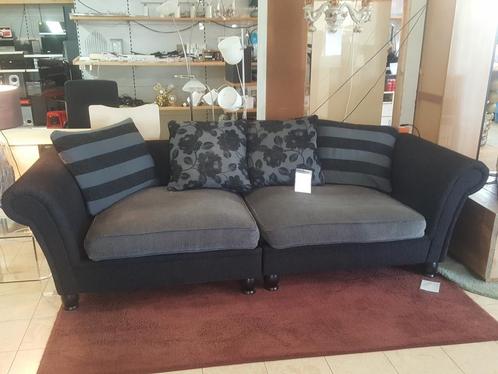Mooie Grote Zwart/Grijze Sofa., Huis en Inrichting, Banken | Sofa's en Chaises Longues, Gebruikt, 250 tot 300 cm, 100 tot 125 cm