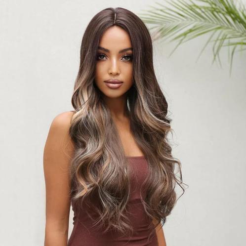 SALE Pruik lang krullend haar zonder pony model Cinta, Sieraden, Tassen en Uiterlijk, Uiterlijk | Haarverzorging, Nieuw, Pruik of Haarverlenging