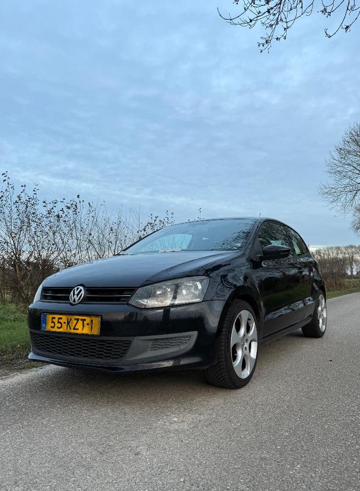 Volkswagen Polo 1.4 63KW AUT 2010 Zwart, Auto's, Volkswagen, Particulier, Polo, Centrale vergrendeling, Elektrische buitenspiegels