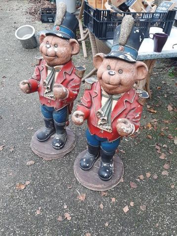 Decoratie beelden Vrolijke Beren beschikbaar voor biedingen
