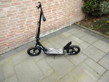 Zo goed als nieuwe opvouwbare step beschikbaar voor biedingen