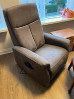 Mooie Sta op Stoel - eenvoudige bediening, Huis en Inrichting, Fauteuils, Ophalen, Gebruikt, 50 tot 75 cm