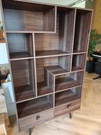 Mooie donkerbruine kast, Ophalen, Gebruikt, Minder dan 150 cm, Met lade(s)