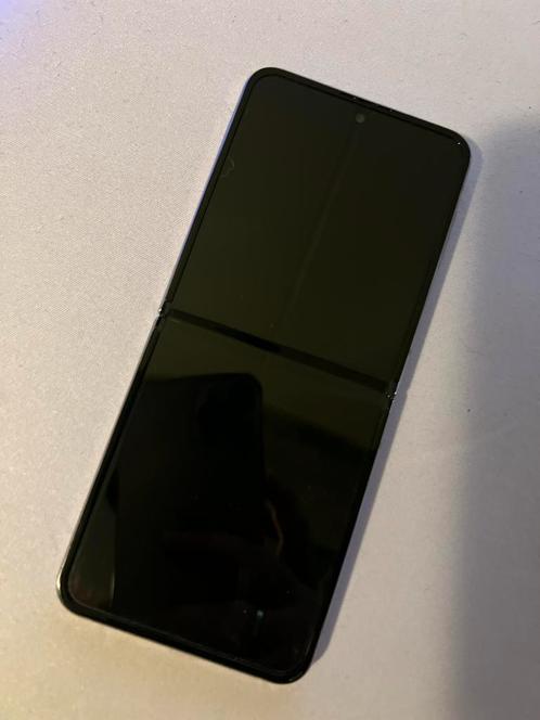Samsung Galaxy Z Flip4 met originele samsung hoesje, Telecommunicatie, Mobiele telefoons | Samsung, Zo goed als nieuw, Galaxy Z Flip