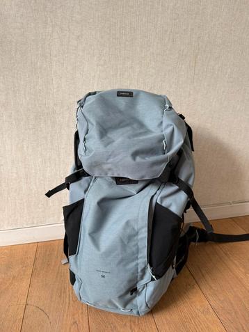 Backpack Forclaz 50+6 liter inclusief regenhoes beschikbaar voor biedingen