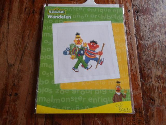 borduurpakket Thea Gouverneur Sesamstraat. Wandelen (nog 2), Hobby en Vrije tijd, Borduren en Borduurmachines, Nieuw, Borduurpakket