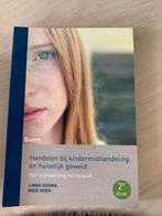 Handelen bij kindermishandeling en huiselijk geweld, Maatschappij en Samenleving, Medi Hoes; Linda Douma`, Ophalen of Verzenden