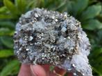 Pyriet met kwarts en Calciet, Verzamelen, Mineralen en Fossielen, Ophalen of Verzenden, Mineraal