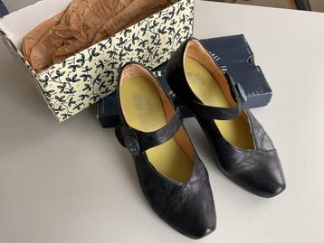 Think! Schoenen Blauw Maat 39 beschikbaar voor biedingen