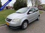 Volkswagen Fox 1.2 Trendline LEKKER ZUINIG APK 25-4-2026, Auto's, Voorwielaandrijving, Stof, 969 kg, 4 stoelen