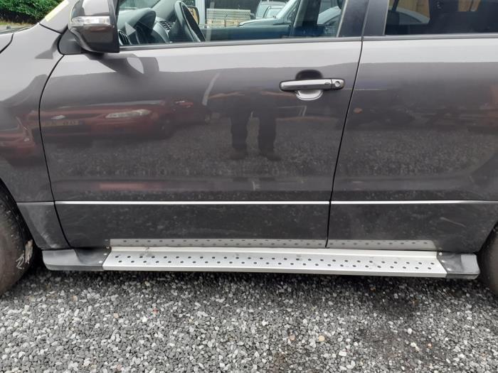 Sidebar van een Suzuki Grand Vitara, Auto-onderdelen, Carrosserie en Plaatwerk, Suzuki, Gebruikt, 3 maanden garantie, Ophalen of Verzenden