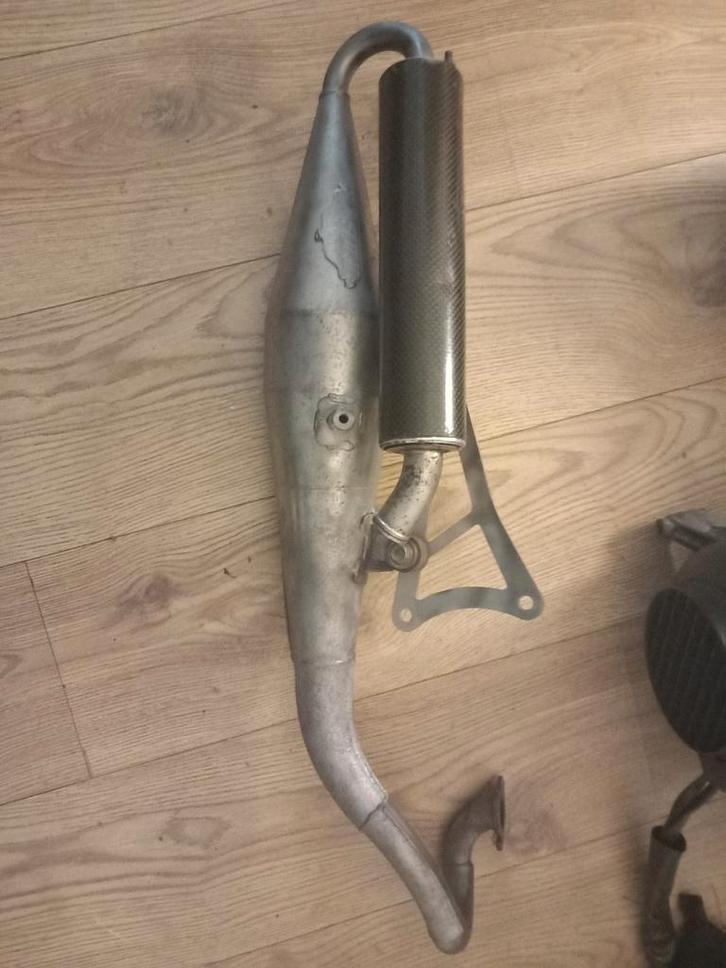 Yasuni z uitlaat minarelli horizontaal, Fietsen en Brommers, Brommeronderdelen | Snorfietsen, Zo goed als nieuw, Piaggio, Uitlaat