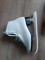 Ice skates n 38, excelent shape, Sport en Fitness, Ophalen of Verzenden, Zo goed als nieuw, IJshockeyschaatsen, Overige merken