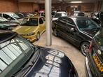 Schoonmaak showroom autos enzovoorts