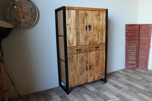 Dichte wandkast mangohout - direct leverbaar uit voorraad, Huis en Inrichting, Kasten | Wandmeubels, Nieuw, Ophalen of Verzenden