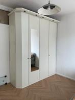 Ruime witte kledingkast met spiegeldeur, Huis en Inrichting, Overige materialen, 200 cm of meer, Ophalen of Verzenden, Zo goed als nieuw