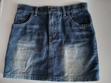 Spijkerrok maat 152.  beschikbaar voor biedingen