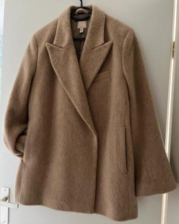 Dames winterjas bruin beschikbaar voor biedingen