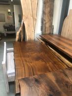 Notenhout tafels boomstambladen  suar epoxy