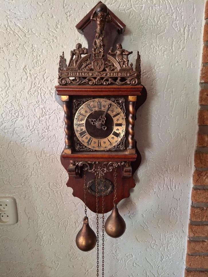 Wandklok - WUBA, Antiek en Kunst, Antiek | Klokken, Ophalen of Verzenden