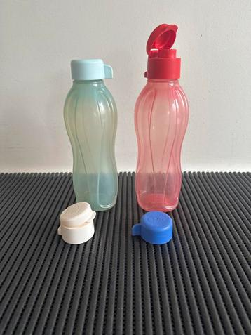 Tupperware Drinkflessen met Sportdoppen beschikbaar voor biedingen