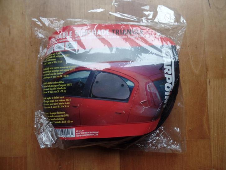 NIEUW Carpoint universele zwart zonnescherm voor auto 2 stuk, Auto diversen, Auto-accessoires, Nieuw, Ophalen of Verzenden