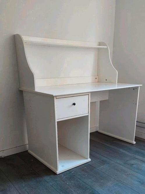 IKEA. bureau met opzetstuk - wit - blad 120 x 70 cm, Huis en Inrichting, Bureaus, Zo goed als nieuw, Ophalen