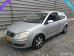 Volkswagen Polo 1.4-16V AUTOMAAT|Trekhaak|NW Apk|ParkSensor|, 4 cilinders, Parkeersensor, Bedrijf, 1033 kg