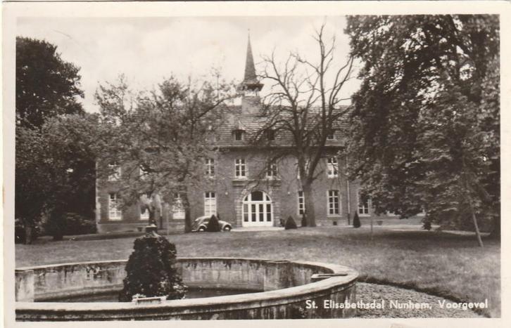 NUNHEM St. Elisabethsdal Voorgevel, Verzamelen, Ansichtkaarten | Nederland, Gelopen, Limburg, 1960 tot 1980, Verzenden