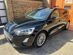 Ford Focus Wagon 1.0 EcoBoost Titanium Business, 125 pk, Gebruikt, 1283 kg, Leder en Stof