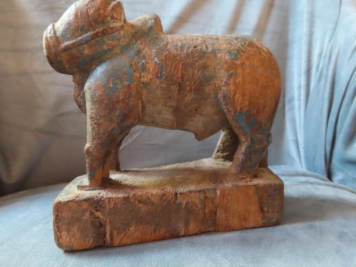 Antiek houten dier – oud, mysterieus en een tikkie kunstzinn, Antiek en Kunst, Kunst | Beelden en Houtsnijwerken, Ophalen