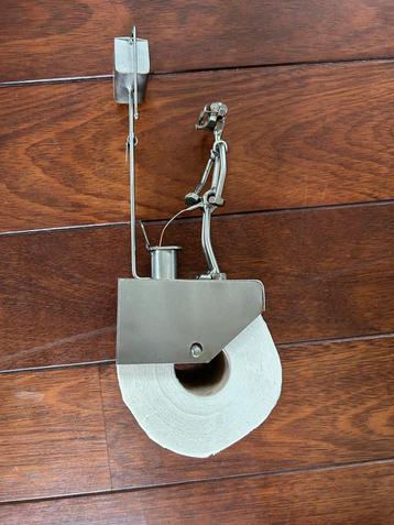Unieke WC rol houder - Metalen Kunst beschikbaar voor biedingen