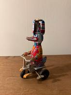 Gave eend op fiets blikken speelgoed, Ophalen of Verzenden