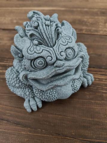 Chinese driepoot pad beschikbaar voor biedingen