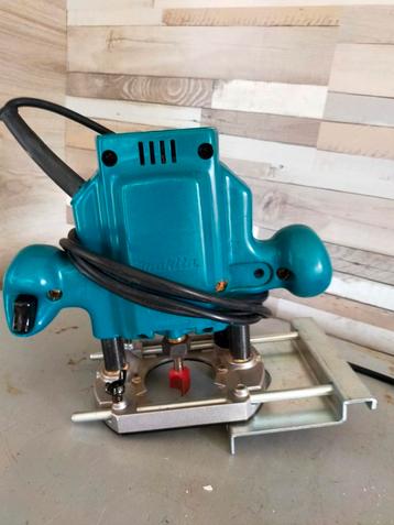 Bovenfrees makita 3620 beschikbaar voor biedingen