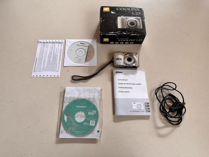 Nikon Coolpix L23 – Compacte camera in originele doos, Computers en Software, Overige Computers en Software, Gebruikt, Ophalen of Verzenden