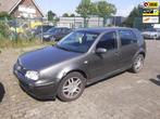 Volkswagen Golf 2.3 V5 Highline, Handgeschakeld, Zilver of Grijs, Benzine, 2324 cc