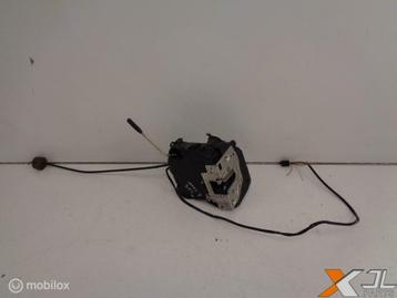 C-KLASSE W203 PORTIERSLOT DEURSLOT RV A2037200435 beschikbaar voor biedingen