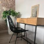 Moderne make-up sidetable, Ophalen of Verzenden, Zo goed als nieuw