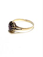 9k gouden ring met een granaatsteen, 18 tot 19, Gebruikt, -, -